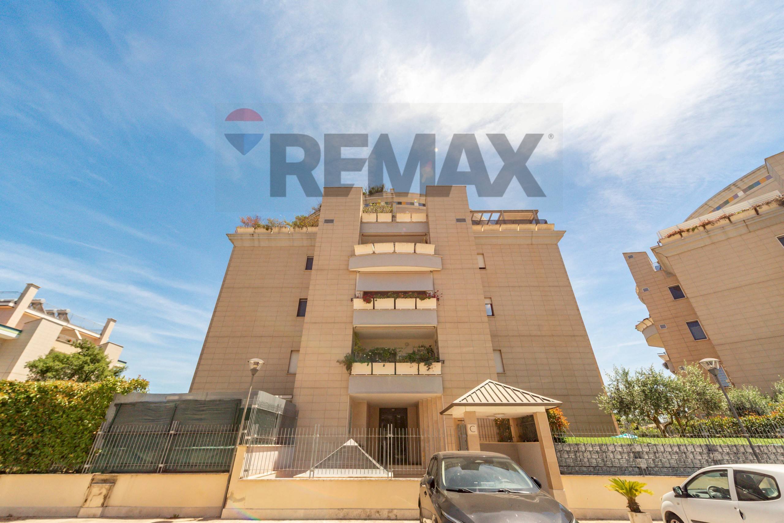 Edificio all\'aperto - Three-room apartment via  Siro Angeli
 
1, Roma - photo 1