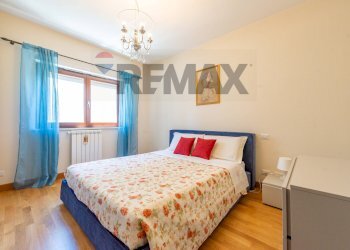 Camera / camera da letto - Three-room apartment via Siro Angeli
1, Roma - photo 3
