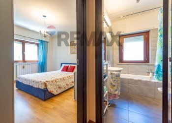Camera / camera da letto - Three-room apartment via Siro Angeli
1, Roma - photo 7