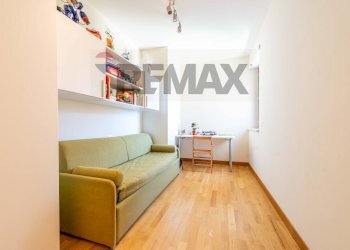 Soggiorno - Three-room apartment via Siro Angeli
1, Roma - photo 18