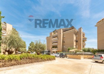 Edificio all\'aperto - Three-room apartment via Siro Angeli
1, Roma - photo 27