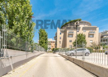 Edificio all\'aperto - Three-room apartment via Siro Angeli
1, Roma - photo 29