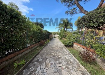 Casa all\'aperto - Casa semi indipendente RIO CLARO-VIA DELLE ROSE
45, Fondi - foto 6