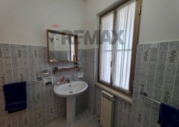 Bagno - Casa semi indipendente RIO CLARO-VIA DELLE ROSE
45, Fondi - foto 32