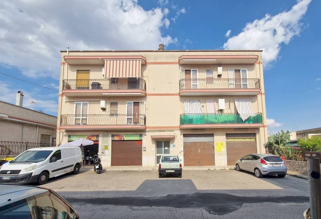 Facciata - Three-room apartment Statte - photo 1