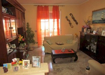 Salone - Three-room apartment Statte - photo 4