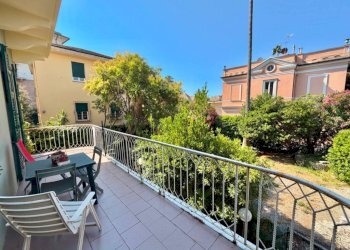 Terrazzo - Trilocale via Val Cismon, Genova (zona Nervi) - foto 8