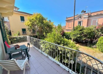 Terrazzo - Trilocale via Val Cismon, Genova (zona Nervi) - foto 9