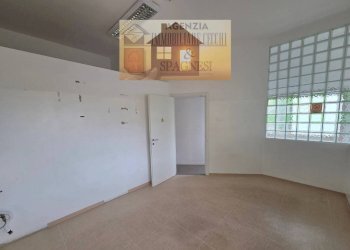 Stanza non arredata - Bilocale viale Ludovico Ariosto, Sesto Fiorentino - foto 16