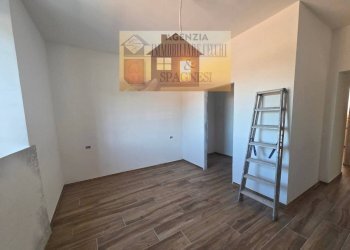 Stanza non arredata - Trilocale via La Serra, Carmignano - foto 19