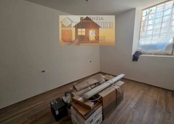 Stanza non arredata - Trilocale via La Serra, Carmignano - foto 22
