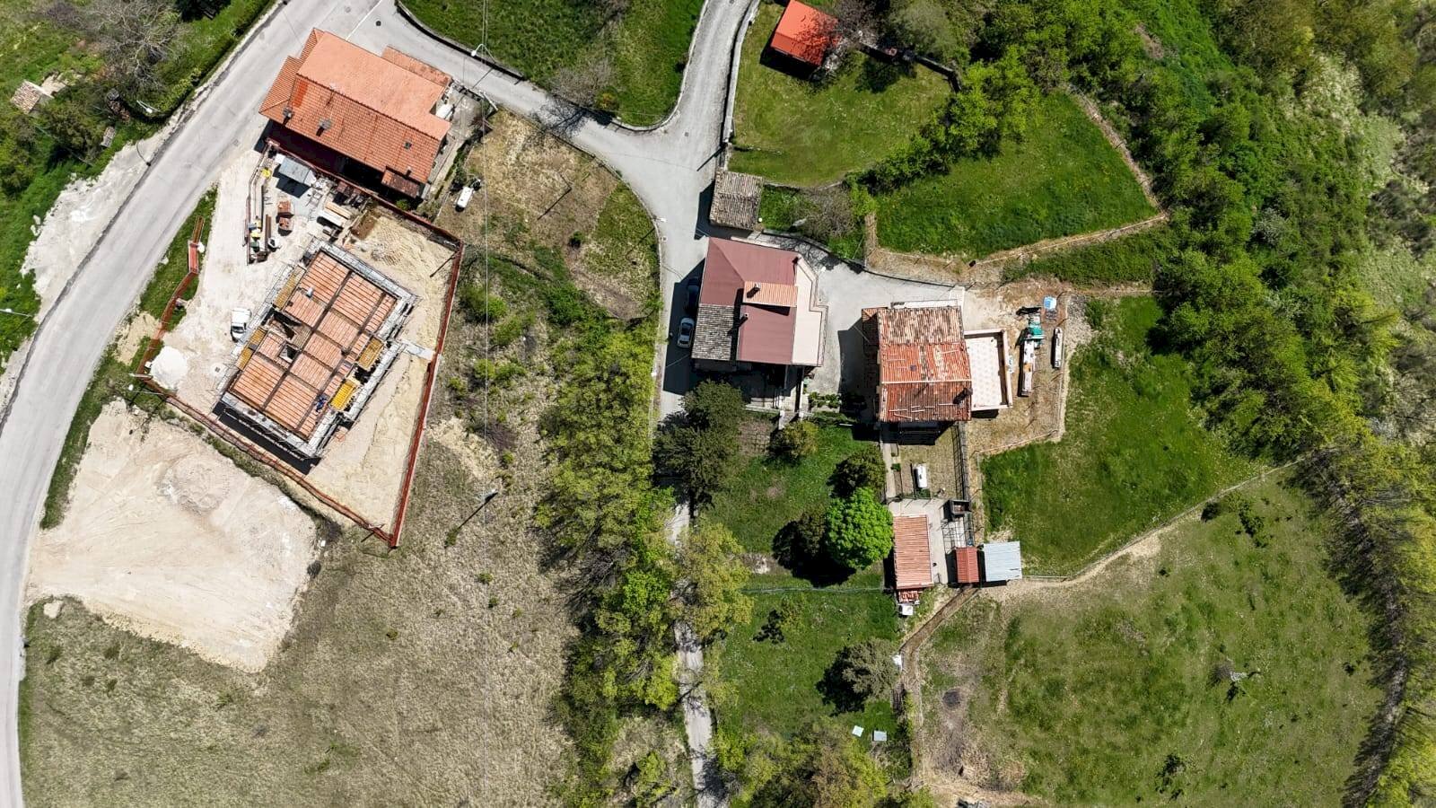 Foto 1 - Casa indipendente Frazione Pagliaroli, Cortino - foto 1