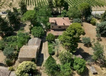 Foto 1 - Villa CONTRADA BAUGLIONE, Civitaquana - photo 1
