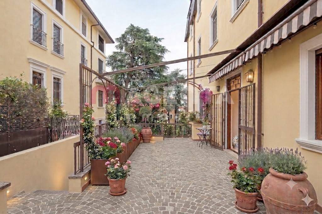 Foto 1 - Trilocale Via Giuseppe Ragazzoni
 
13, Brescia - foto 1
