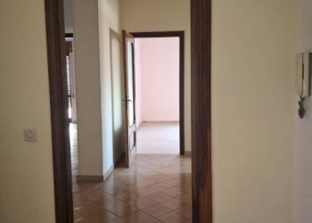 Corridoio - Three-room apartment via della Giustizia, San Giorgio del Sannio - photo 2