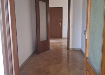 Corridoio - Trilocale via della Giustizia, San Giorgio del Sannio - foto 5