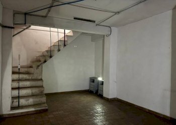 Interno non residenziale - Negozio via Fonteiana, Roma - foto 8