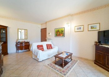 Salone - Quadrilocale Cuneo (zona Donatello) - foto 4