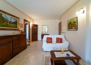 Salone - Quadrilocale Cuneo (zona Donatello) - foto 8