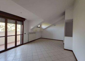 ab713492-a886-441c-ab78-5aa09db15435 - Appartamento largo Donatello, Abbiategrasso - foto 42