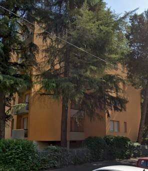 Facciata - Trilocale via Giacinta Pezzana, Bologna (zona San Donato) - foto 3