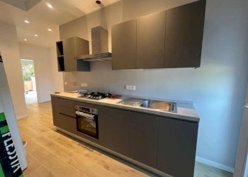 Cucina - Trilocale via Giacinta Pezzana, Bologna (zona San Donato) - foto 1