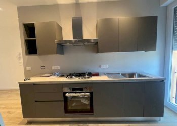 Cucina - Trilocale via Giacinta Pezzana, Bologna (zona San Donato) - foto 2