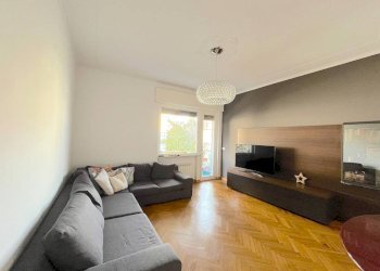 Salone - Three-room apartment via Montallegro, 15, Genova (neighborhood Albaro) - photo 3