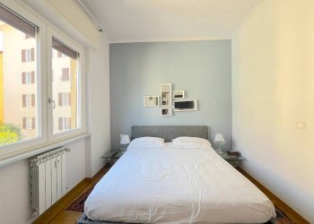 Camera da letto - Three-room apartment via Montallegro, 15, Genova (neighborhood Albaro) - photo 7