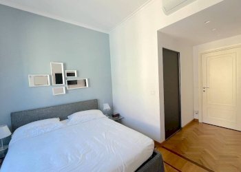 Camera da letto - Three-room apartment via Montallegro, 15, Genova (neighborhood Albaro) - photo 8