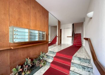 Interno palazzo - Three-room apartment via Montallegro, 15, Genova (neighborhood Albaro) - photo 26