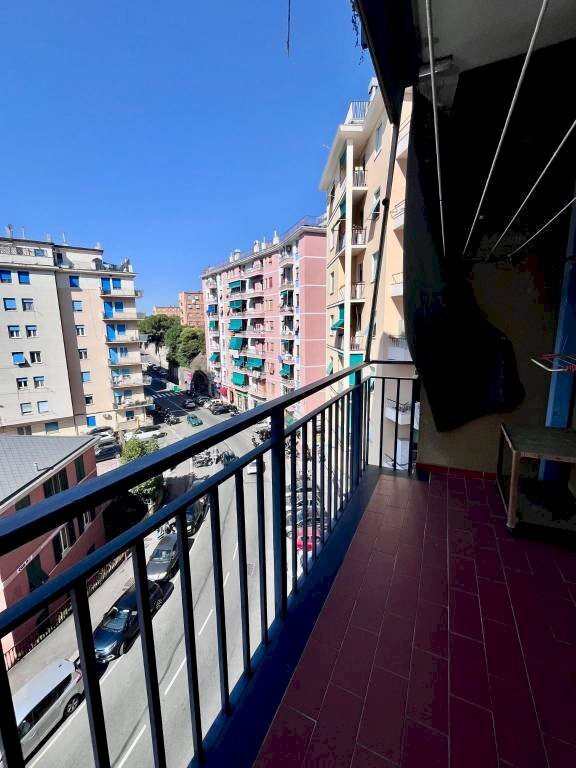 Balcone - Quadrilocale via Bologna, 78, Genova (zona San Teodoro) - foto 2