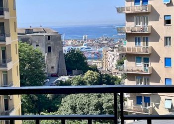 Vista - Quadrilocale via Bologna, 78, Genova (zona San Teodoro) - foto 1