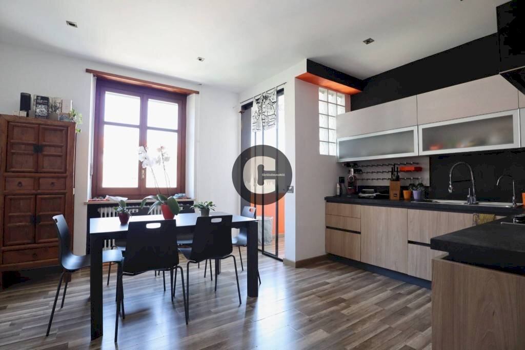 Cucina - Trilocale via Oropa, 95, Torino (zona Vanchiglietta) - foto 1