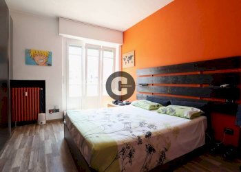 Camera da letto - Trilocale via Oropa, 95, Torino (zona Vanchiglietta) - foto 13