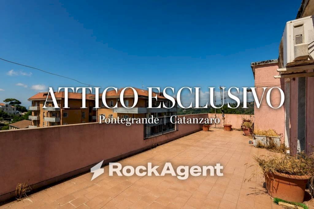 Terrazzo - Attico via Ettore Vitale, 54, Catanzaro - foto 1