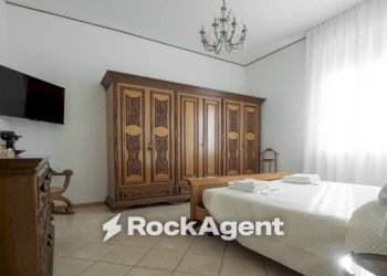 Camera da letto - Trilocale via Enrichetta Cabassa, Parma - foto 13
