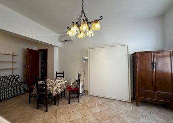 Salone - One-room apartment via La Spezia, Roma - photo 7