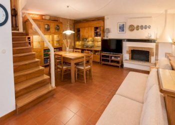 Sala da pranzo - Villa via Focilide, Roma (neighborhood Axa) - photo 29
