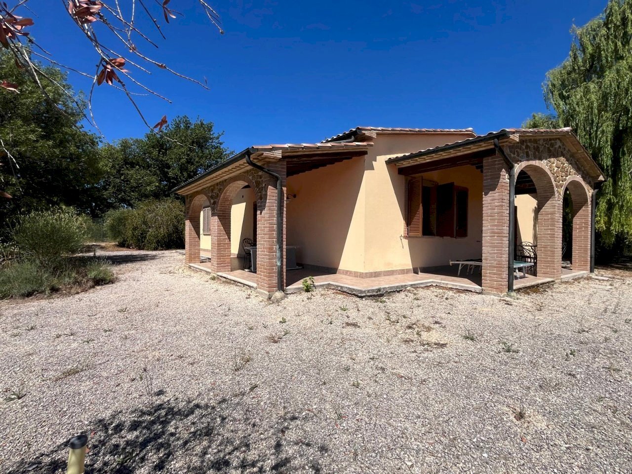 Independent house Manciano - photo 1