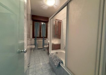 1 CAR - Three-room apartment Sarzana - photo 1