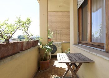 vendesi appartamento con terrazzo lucca - Appartamento Viale Giovanni Pacini 115, Lucca - foto 4
