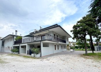 Esterno1 - Appartamento Via Pascoli 1, Quinto Vicentino - foto 4