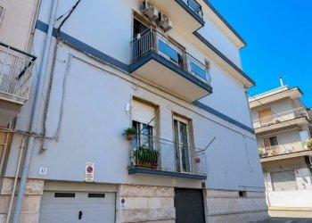 2 - Appartamento Via Carlo Poerio 35, Castellana Grotte - foto 3