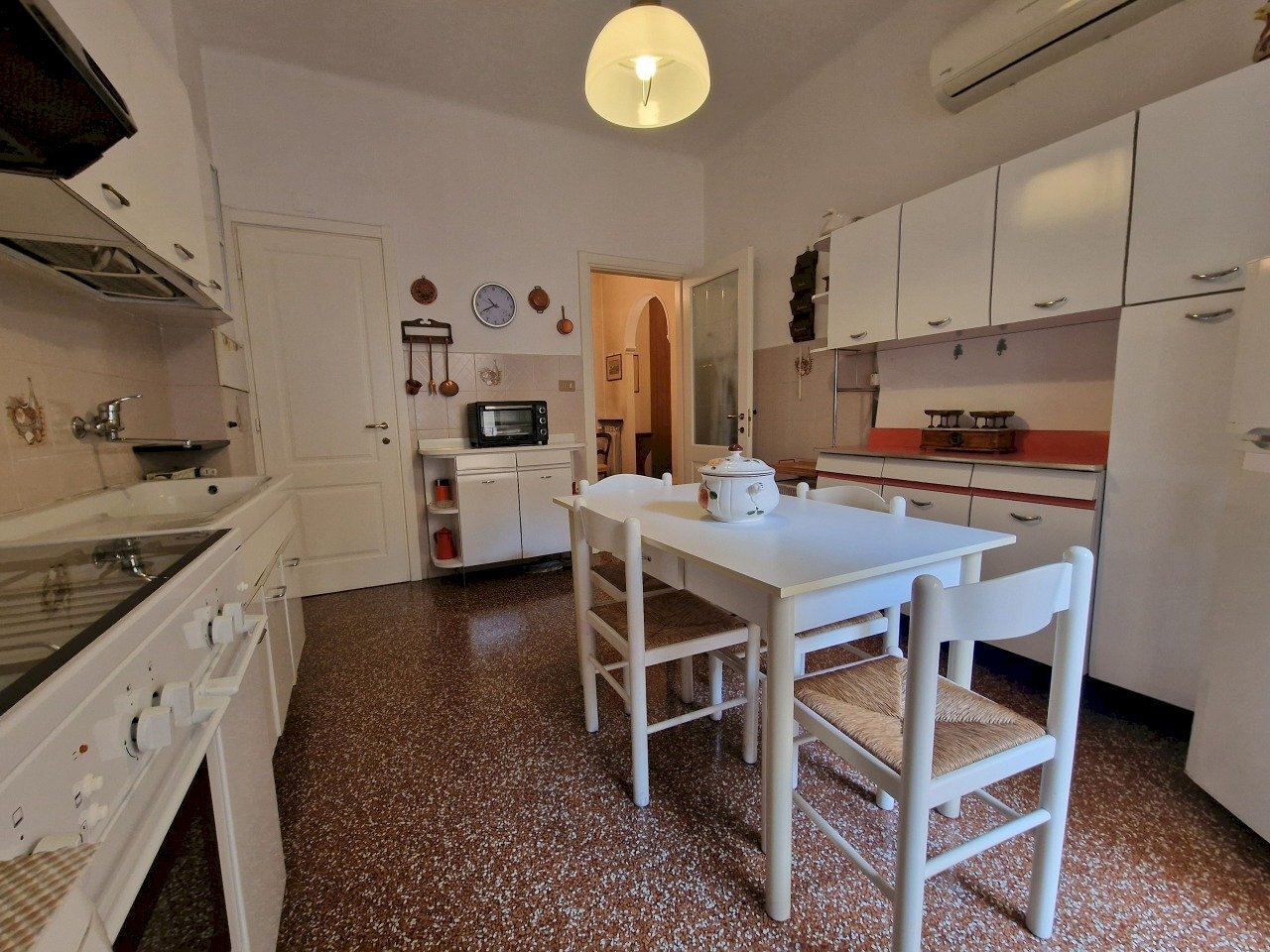 cucina bis appartamento via canevari marassi genov - Appartamento Via Canevari 24, Genova (zona San Fruttuoso) - foto 1