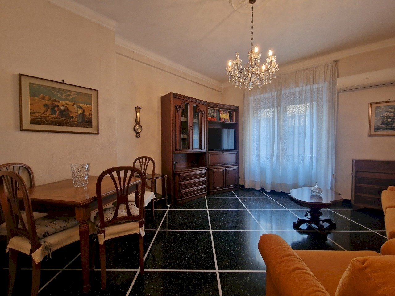 soggiorno appartamento via canevari marassi genova - Appartamento Via Canevari 24, Genova (zona San Fruttuoso) - foto 3
