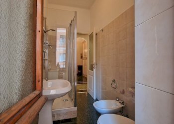 bagno bis appartamento via canevari marassi genova - Appartamento Via Canevari 24, Genova (zona San Fruttuoso) - foto 28