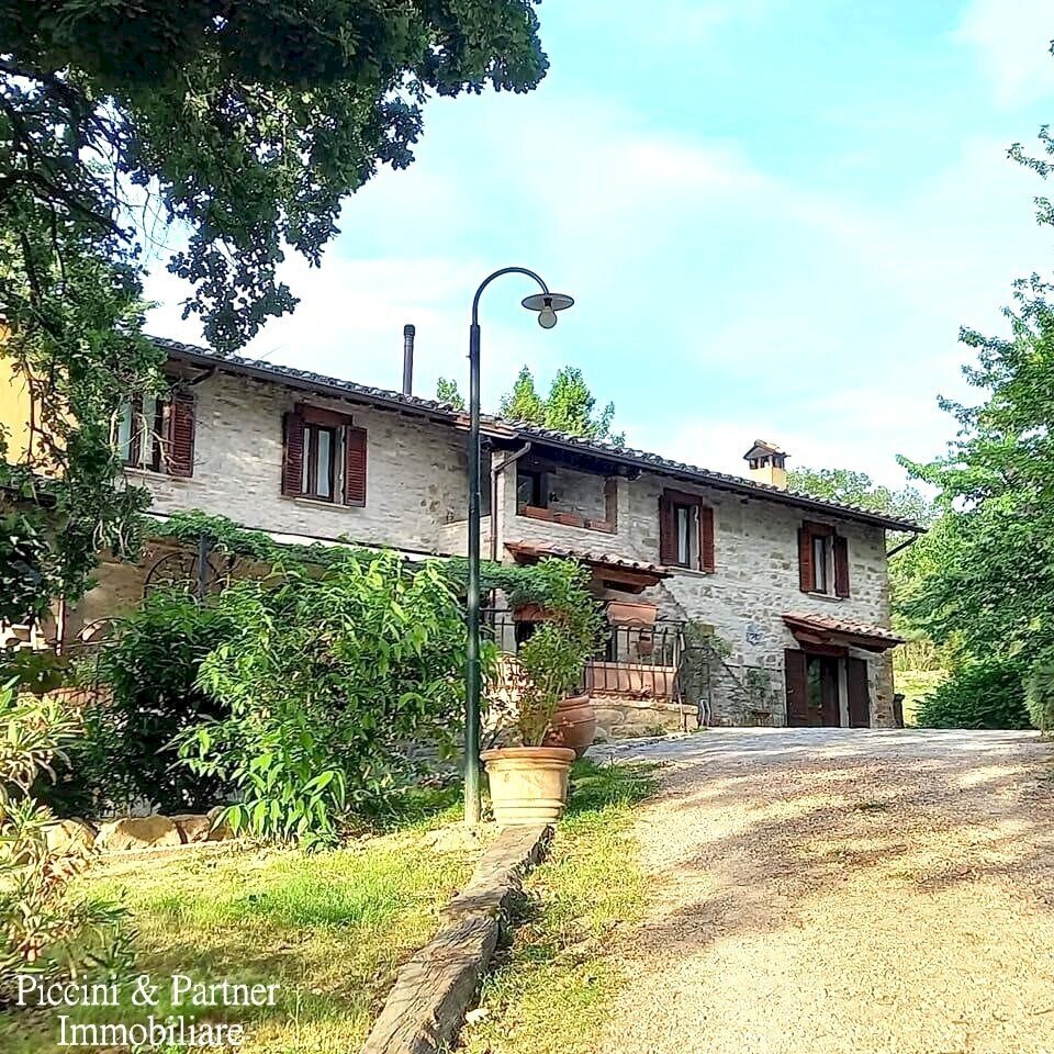 01 - Casale Strada Ponte Resina - Monte Acutello 1, Perugia - photo 1