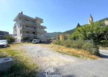 PARCHEGGIO CONDOMINIALE - Appartamento Piazza Commercio 1, Giustenice - foto 24