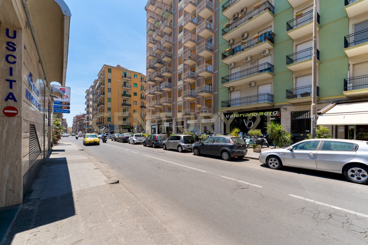 Via M.R.Imbriani 181 (2) - Apartment Via Matteo Renato Imbriani 181, Catania - photo 2